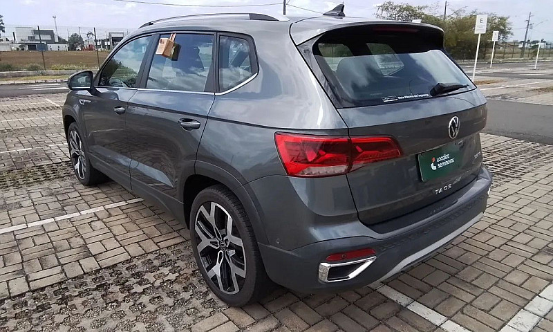 Volkswagen Taos High...