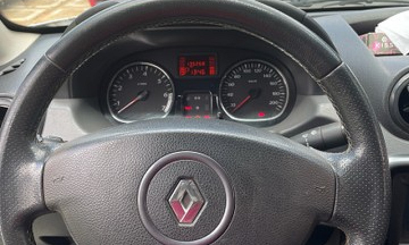 Duster Teck Road Aut...