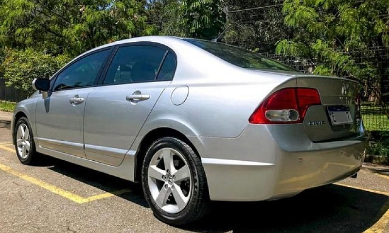 Honda Civic 2010...