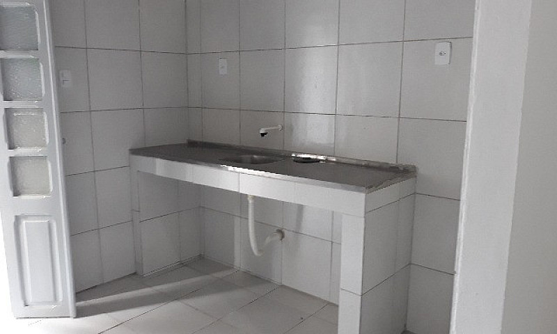 Casa No Barro Com 3 ...