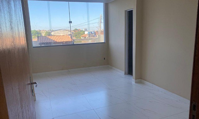 Vende Se Otima Casa ...