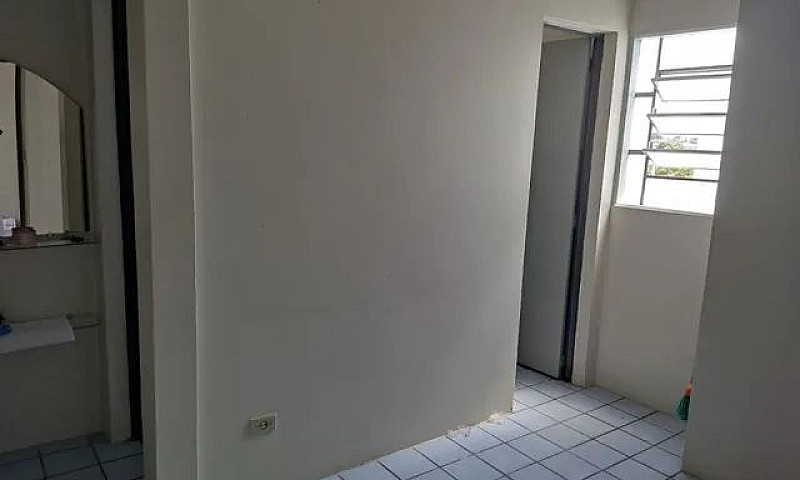 Apartamento Bom E Ba...