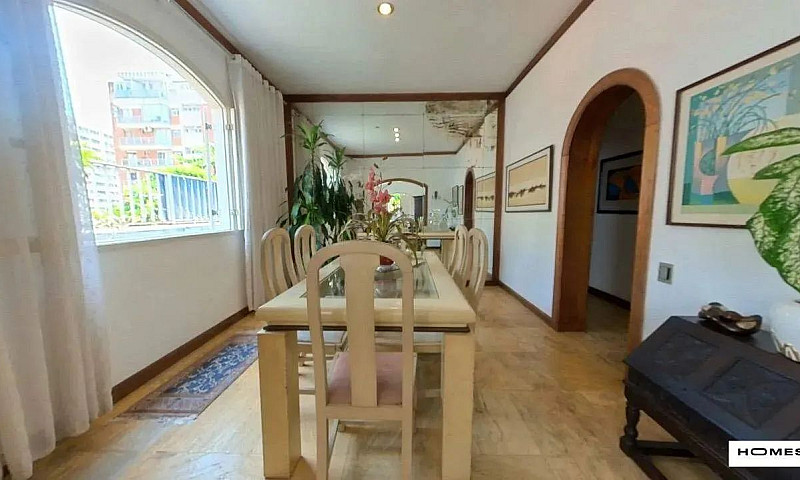 Hoomes Vende Belíssi...