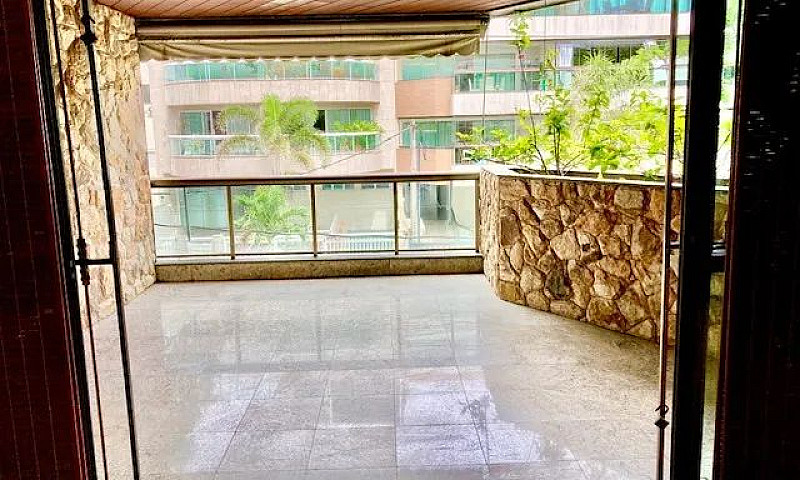 Apartamento Com 4 Qu...