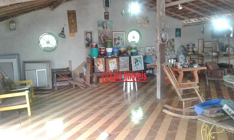 Casa Com 2 Dormitóri...