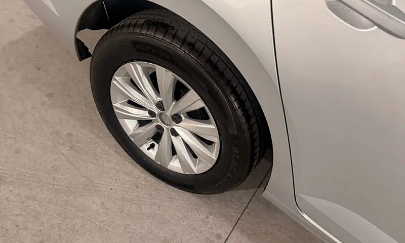 Volkswagen Virtus 1....