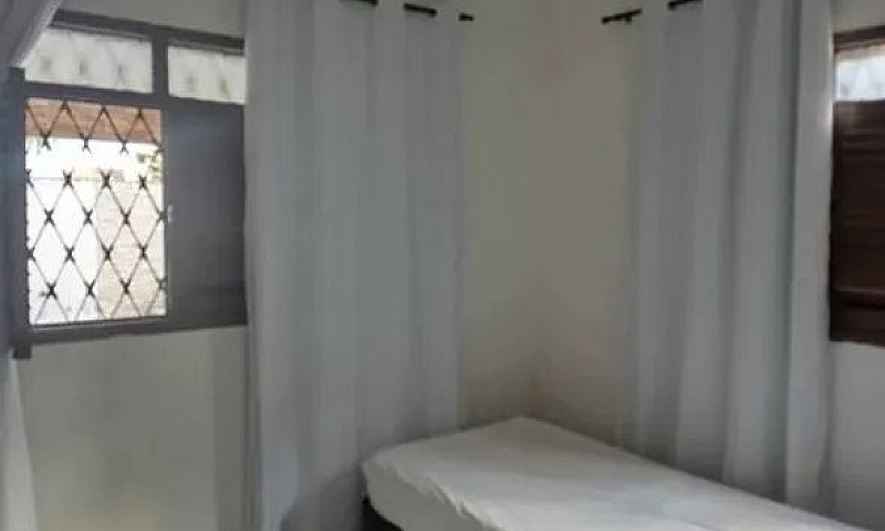 Alugo Quarto Em Casa...