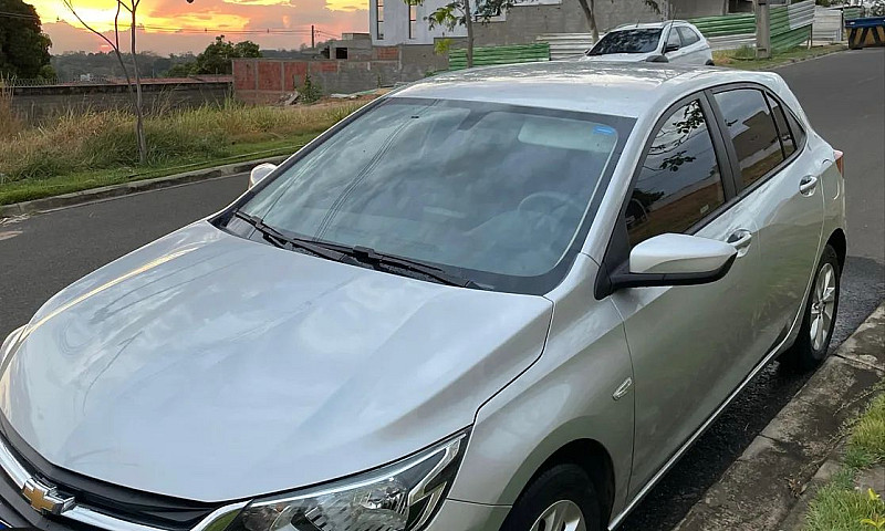 Chevrolet Onix Hatch...