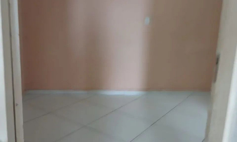  Aluga-Se Apartament...