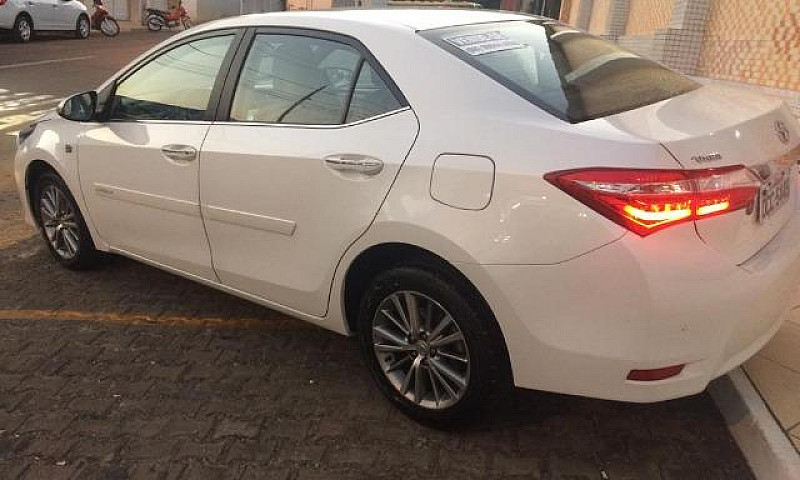 Corolla Altis 2015...