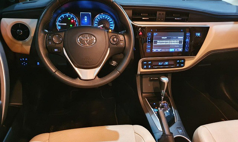 Toyota Corolla Altis...