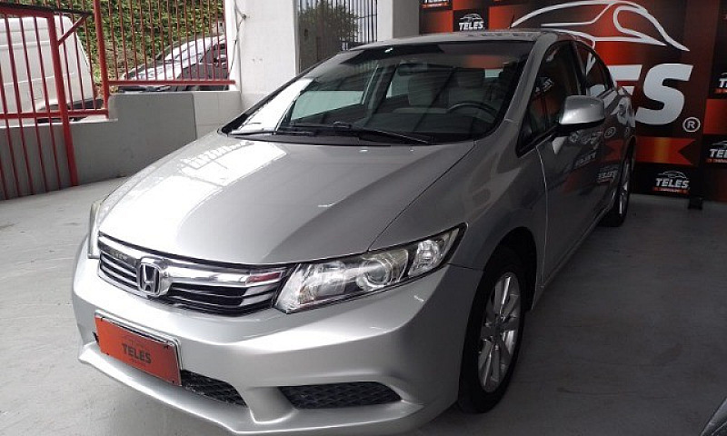 Honda Civic  Lxs 1.8...