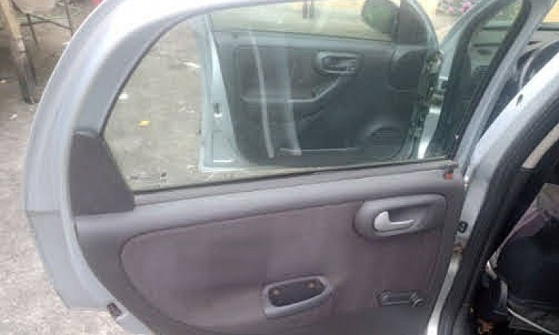 Chevrolet Corsa Clas...