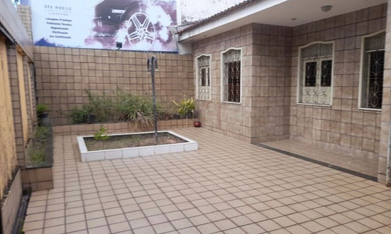 Casa No Getúlio Varg...