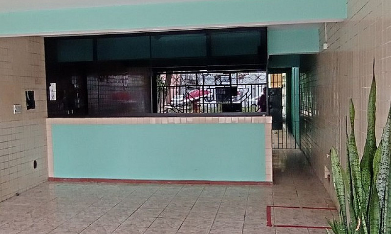 Casa Comercial Dr. F...