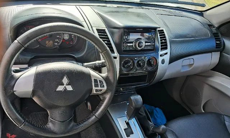 Mitsubishi Pajero 3....