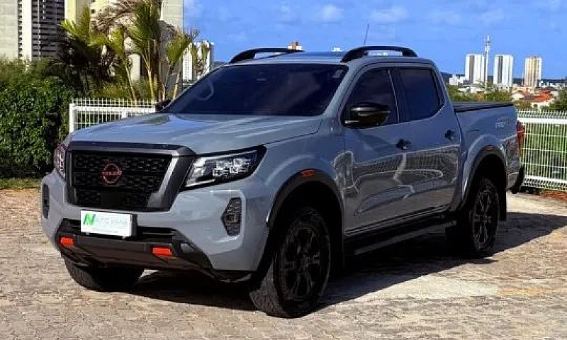 Nissan Frontier Pro4...