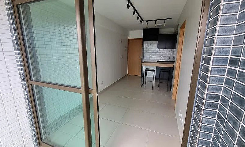 Apto 1 Quarto A 300M...
