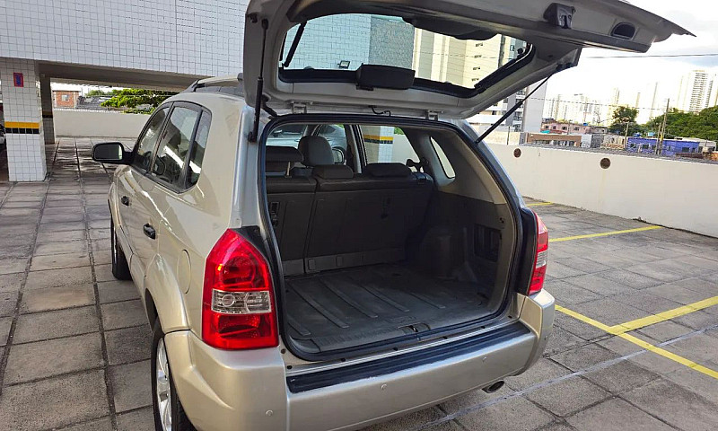 Tucson Gls 2.0 Autom...