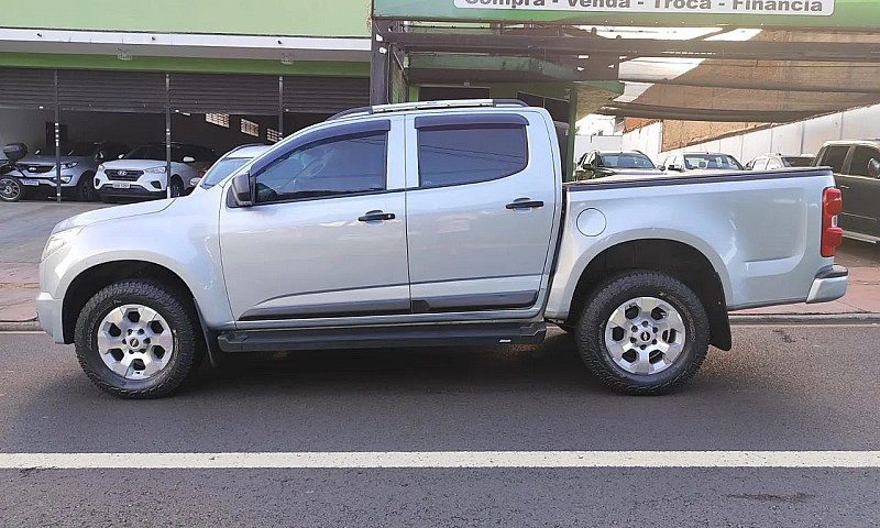 Chevrolet S10 Pick-U...