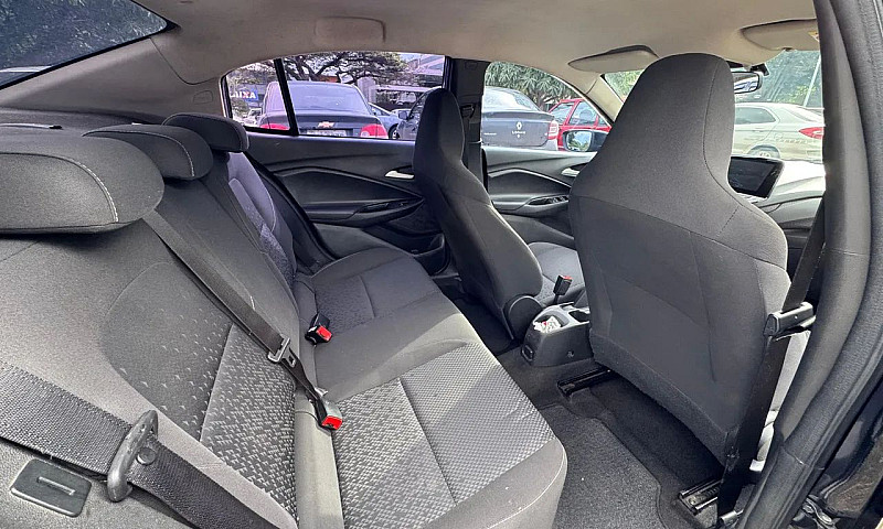Chevrolet Onix Plus ...