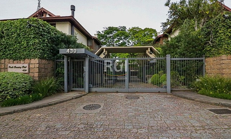 Casa Em Condomínio C...