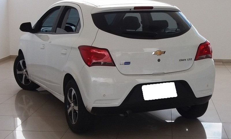Chevrolet Onix 1.4 L...