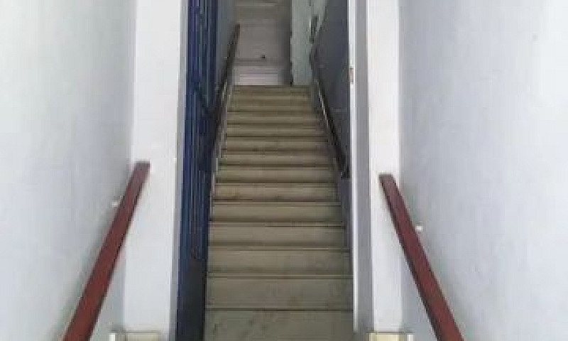 Alugo Ótimo Apartame...