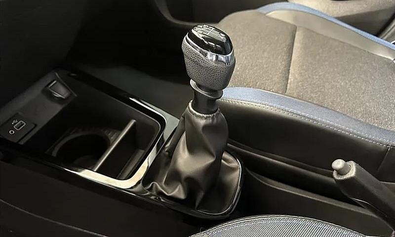 Renault Kwid Intense...