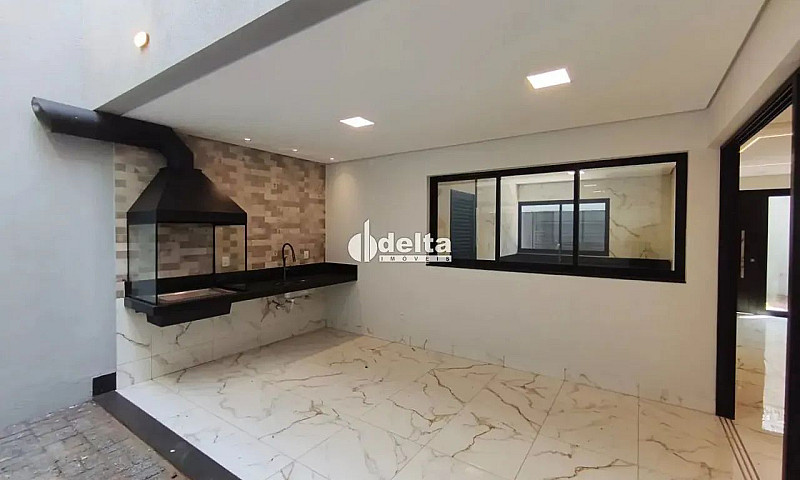 Casa Residencial Com...