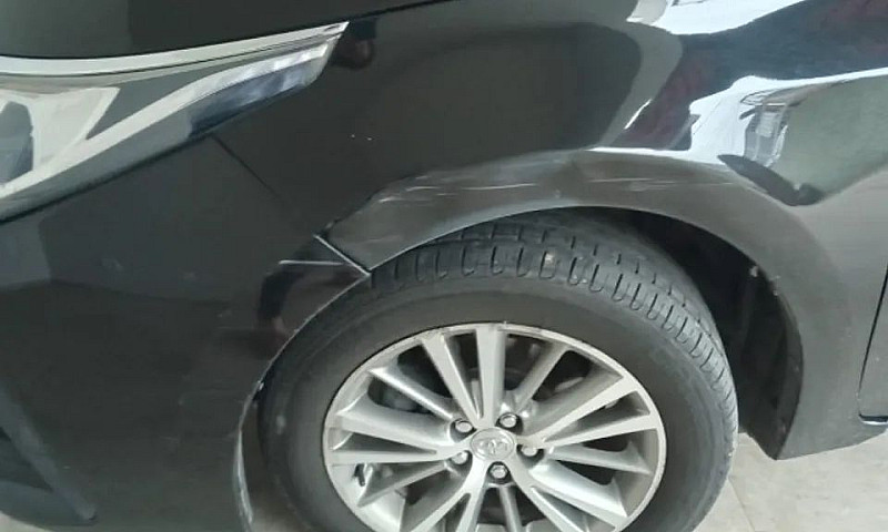 Toyota Corolla Gli 1...