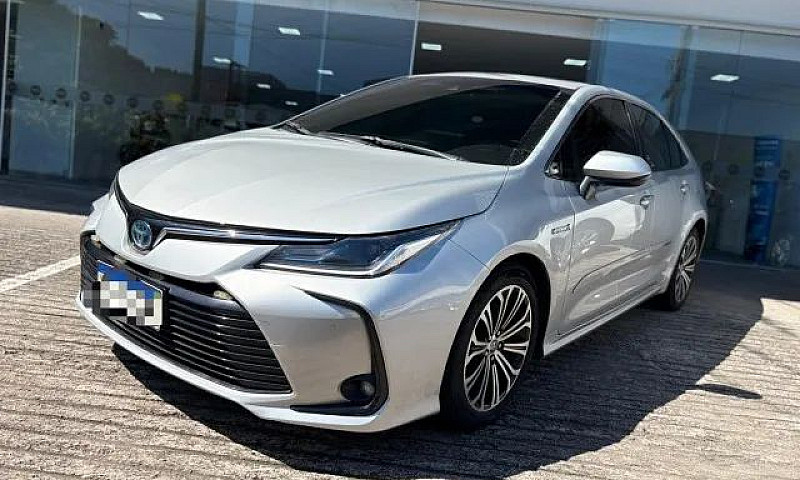Toyota Corolla Altis...