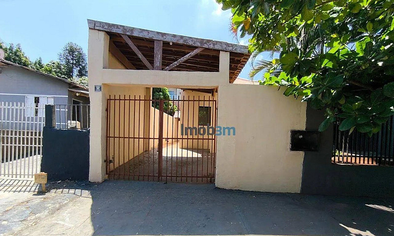 Casa Com 2 Dormitóri...