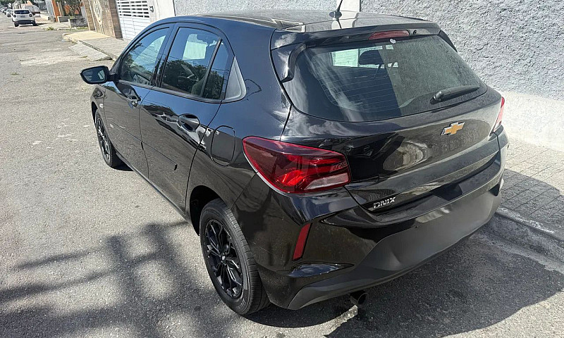 Chevrolet Onix Hatch...