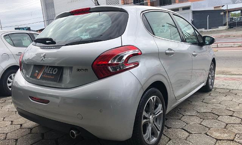 Peugeot 208 Griffe 1...