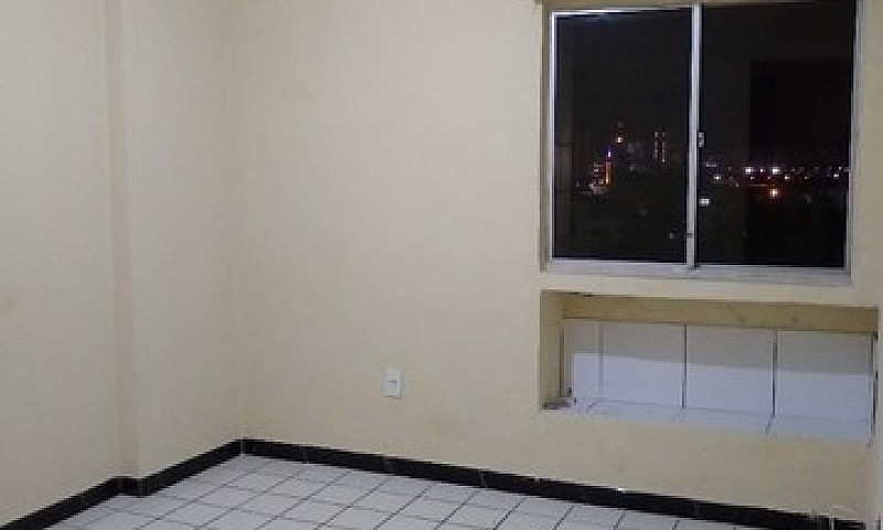 Quarto No Derby Para...