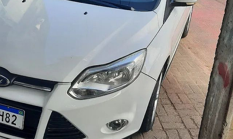 Ford Focus 1.6 Ano 2...