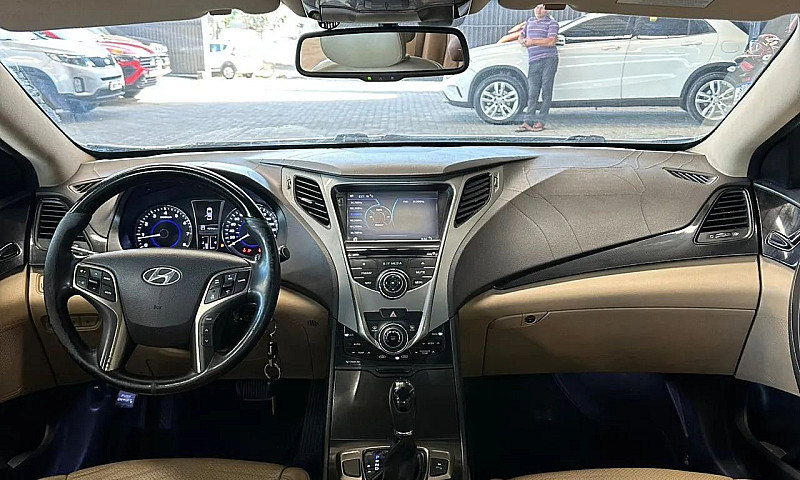 Hyundai Azera 3.0 V6...