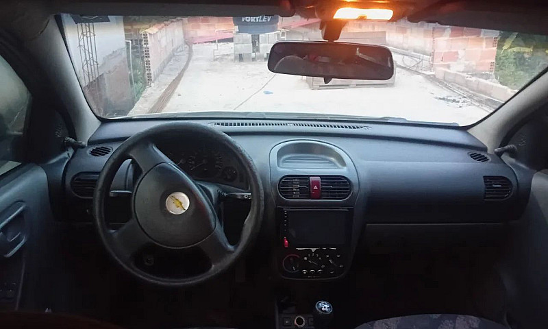 Chevrolet Corsa Seda...