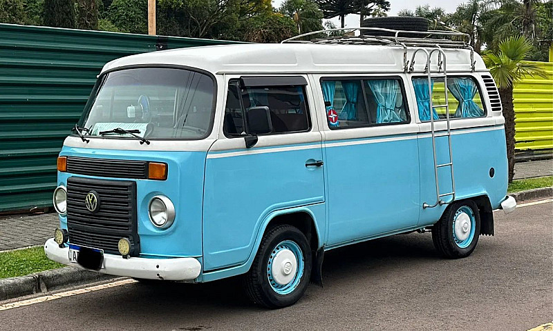 Volkswagen Kombi Sta...