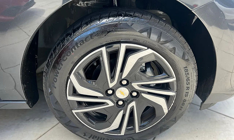 Chevrolet Onix Hatch...