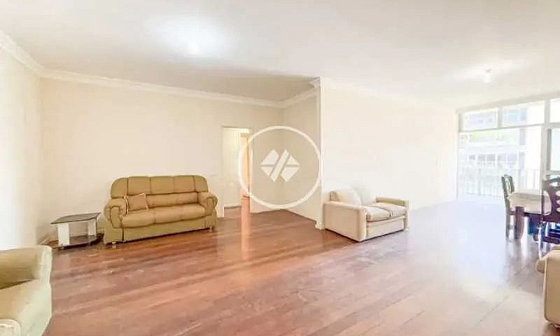 Apartamento : - Resi...