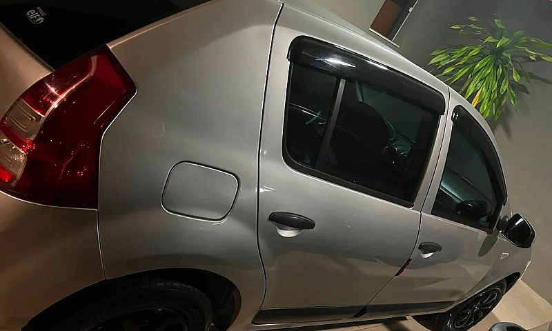 Renault Sandero Expr...