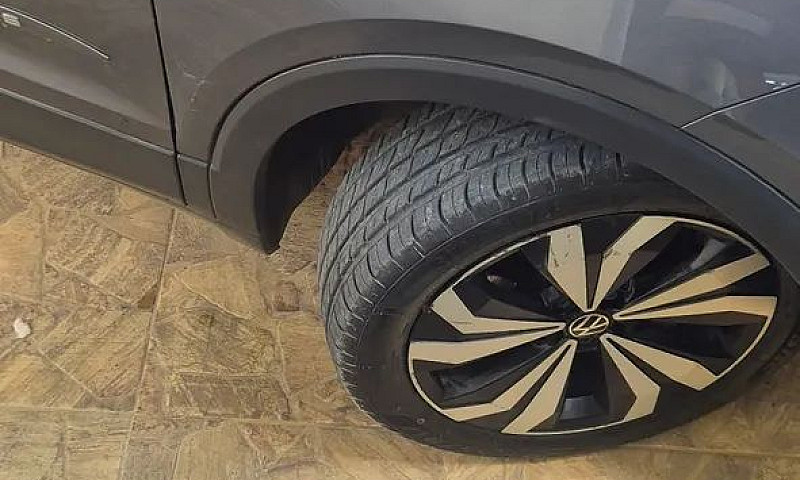 Volkswagen T-Cross C...