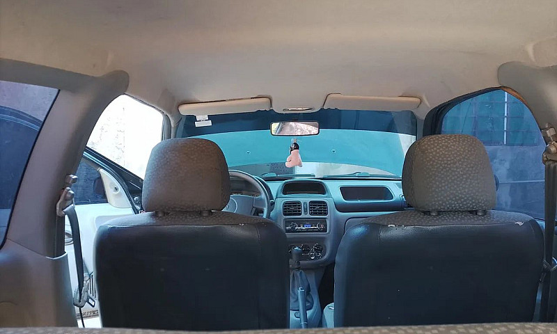 Renault Clio Hi-Flex...