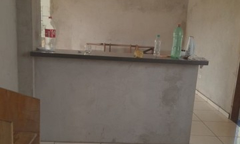Casa Com Garagem - B...