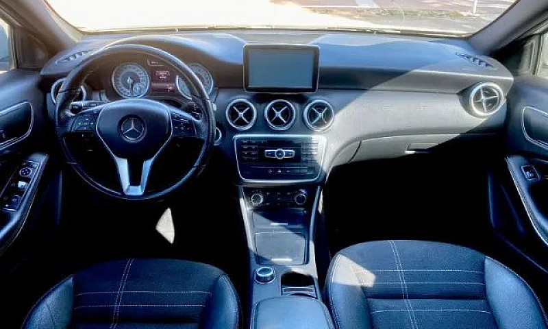 Mercedes A200 1.6 Tb...