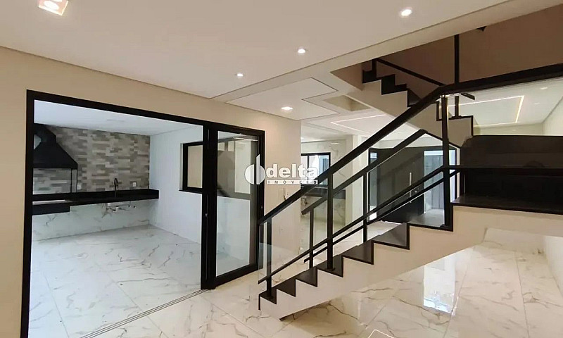 Casa Residencial Com...