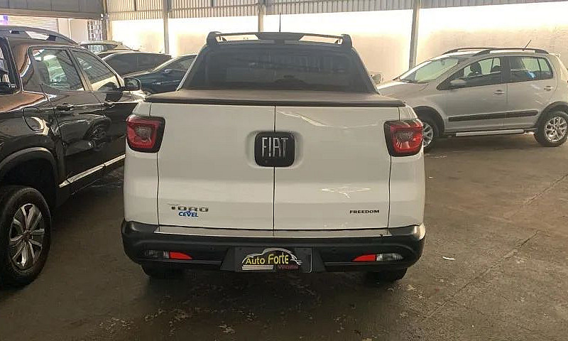 Fiat Toro Freedom 1....