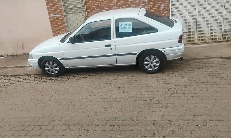 Ford Escort Glx 1.8I...